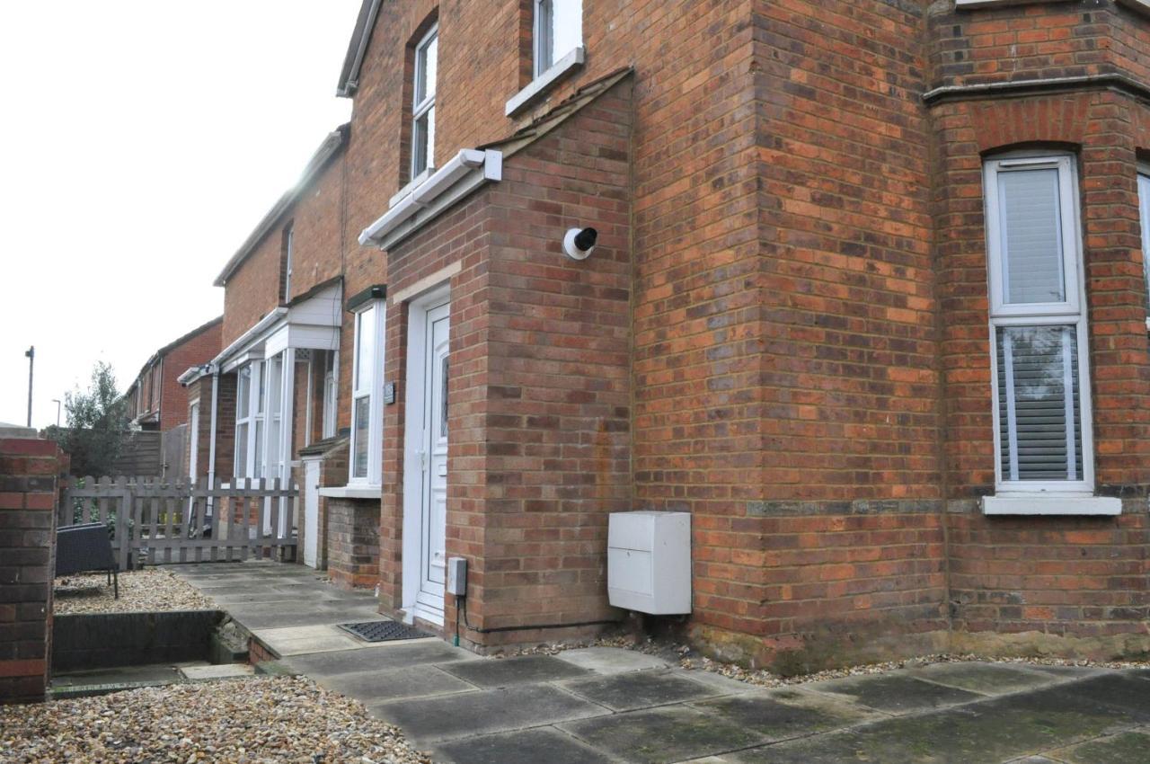 Bedford Rd Apartment Ideal For Hospital & Town Centre Kempston Exteriér fotografie